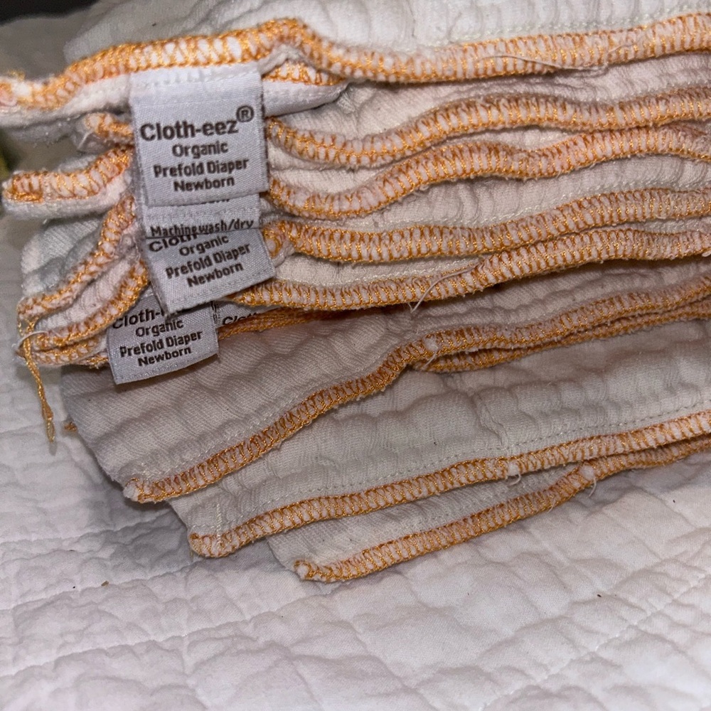 19 Cloth-eez Organic Newborn Prefold (unbleached)